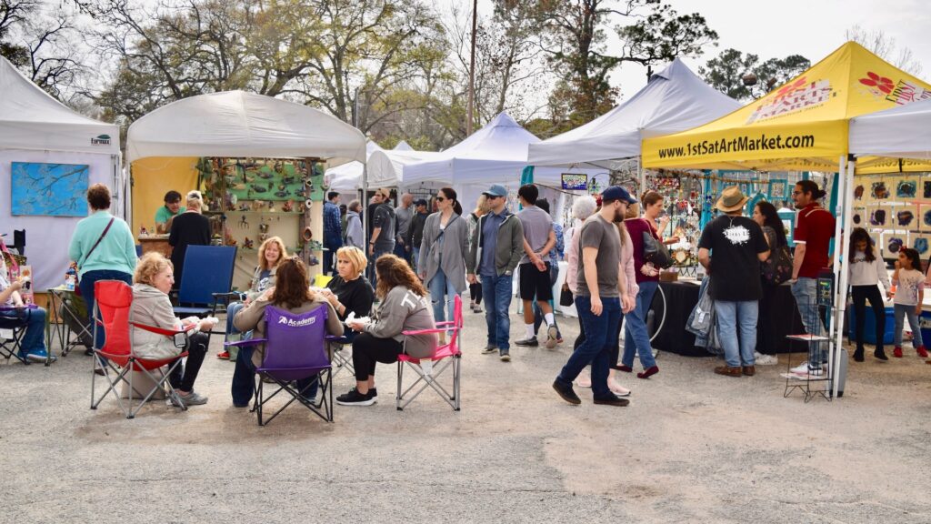 A typical scene today at First Saturday Arts Market