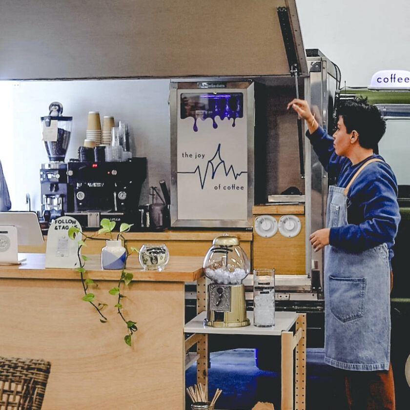 Vivre Coffee Collective is dedicated to crafting refreshing hot & cold coffee drinks that elevate your everyday moments.